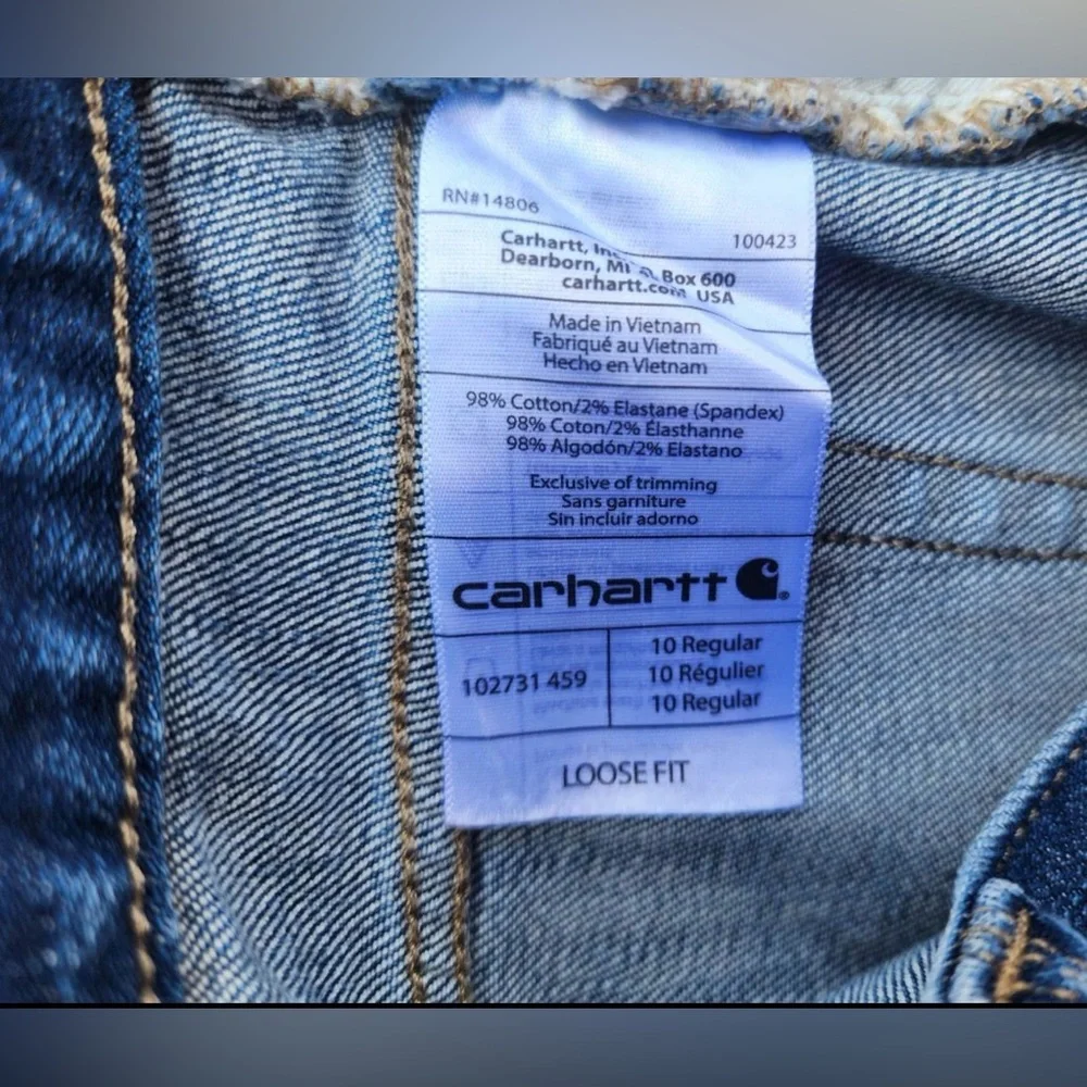 Carhartt- ladies loose fit jeans- size 10- excellent shape!